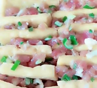 隔壁老王大哥说这菜太好吃了感动哭了27次播